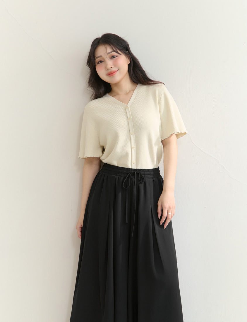 Flattering Pleated Plus Size Wide-Leg Pants