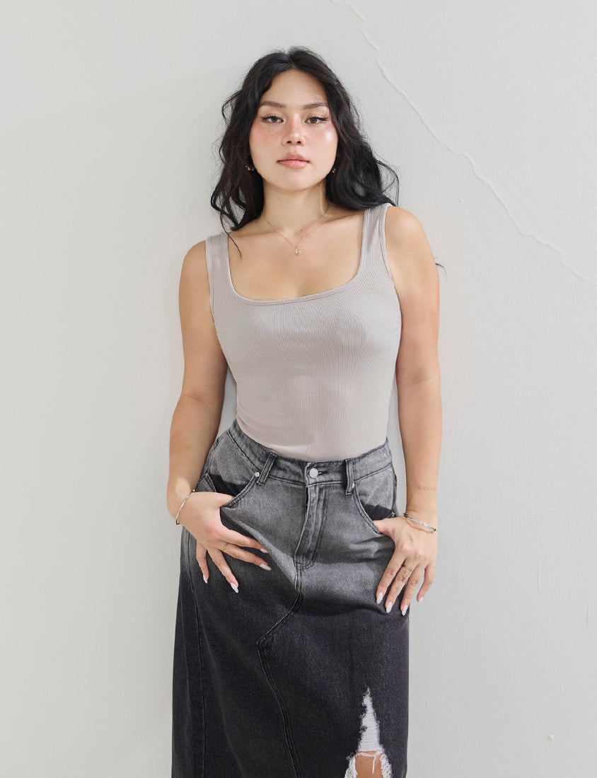 MUA! Sexy Open-Back Square Neck Plus Size Tank Top