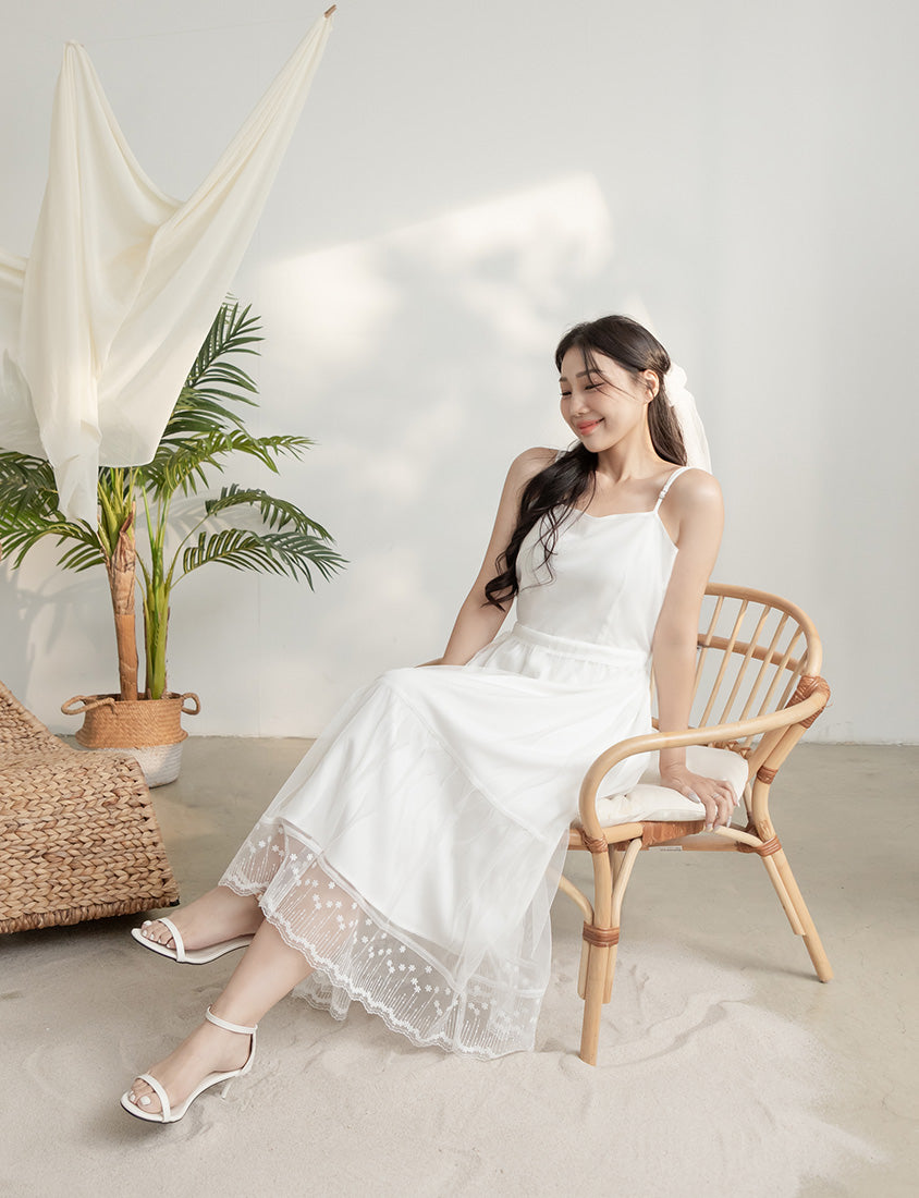 Romantic Adjustable Mesh Plus Size Cami Maxi Dress