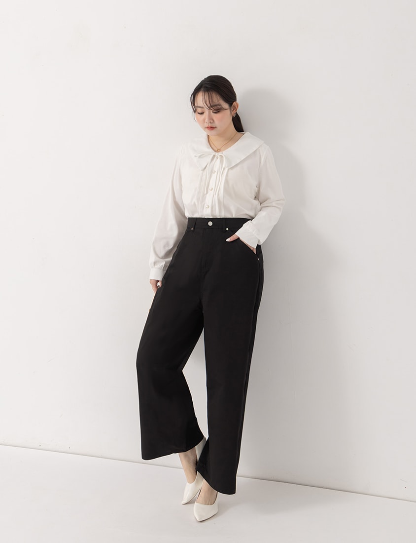 MISS. Elegant Velvet Collar Plus Size Long Sleeve Shirt