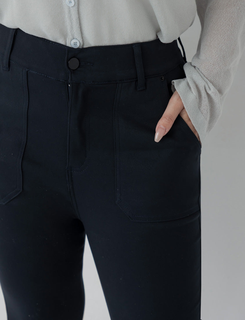 Tummy-Flattering Plus Size Slimming Pants  2.0 (Short)