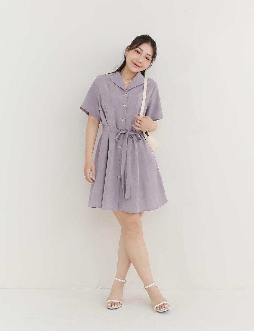 MISS. Twill Chiffon Collar Plus Size Mini Dress (With Belt)