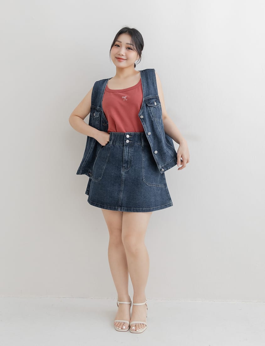 V-Neck Pocket Button Plus Size Denim Vest