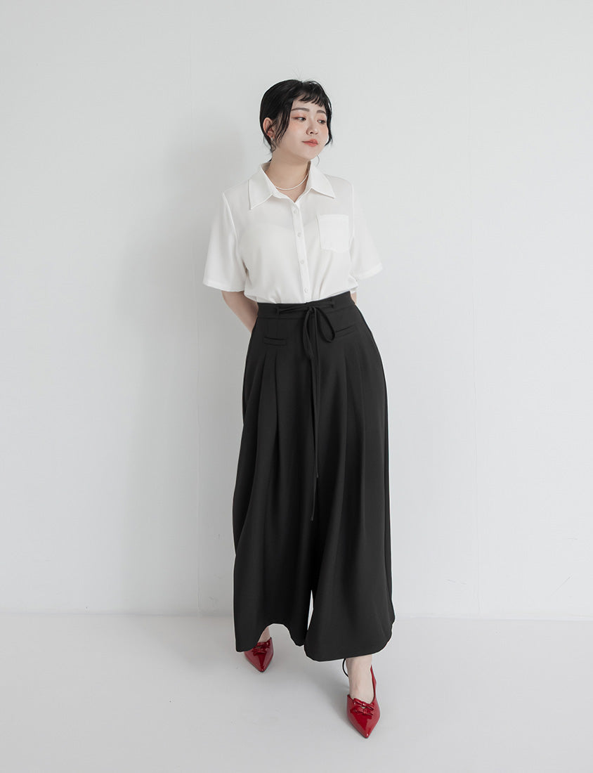 MISS. Pleated Cropped Plus Size Wide Leg Pants (With Waist Tie)