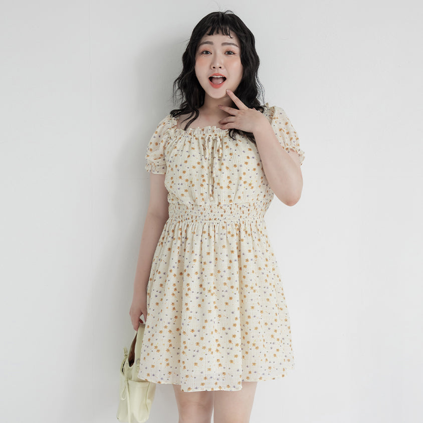 Vacation-Style Floral Euffle Off-Shoulder Plus Size Mini Dress
