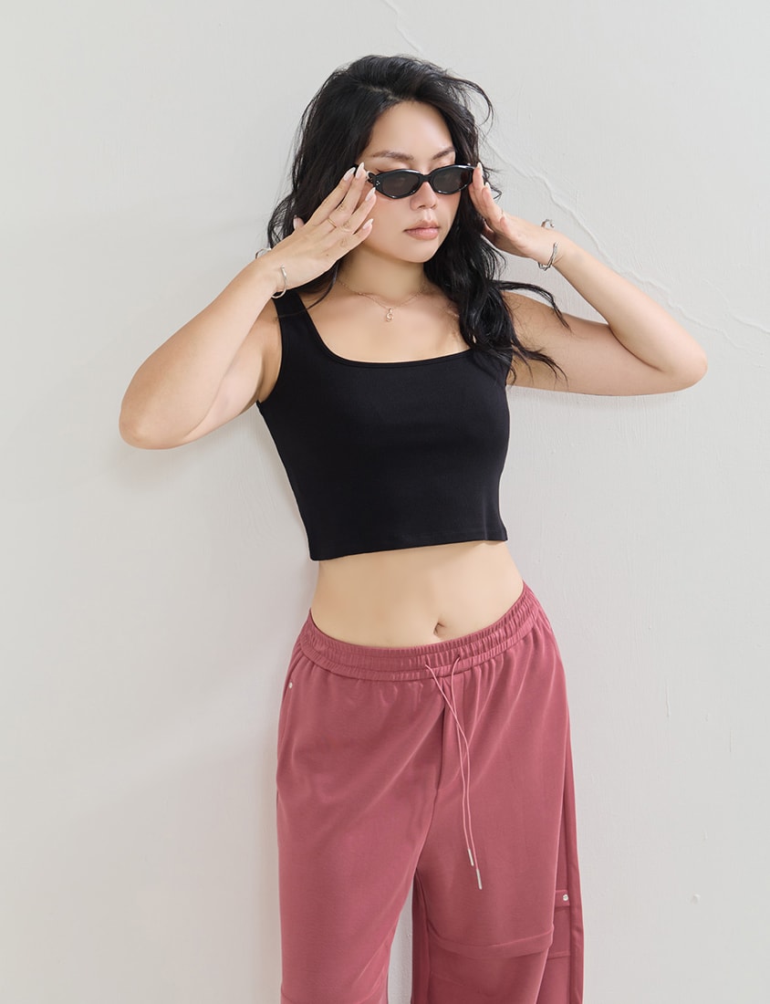MUA! Open-Back Square Neck Plus Size Cropped Tank