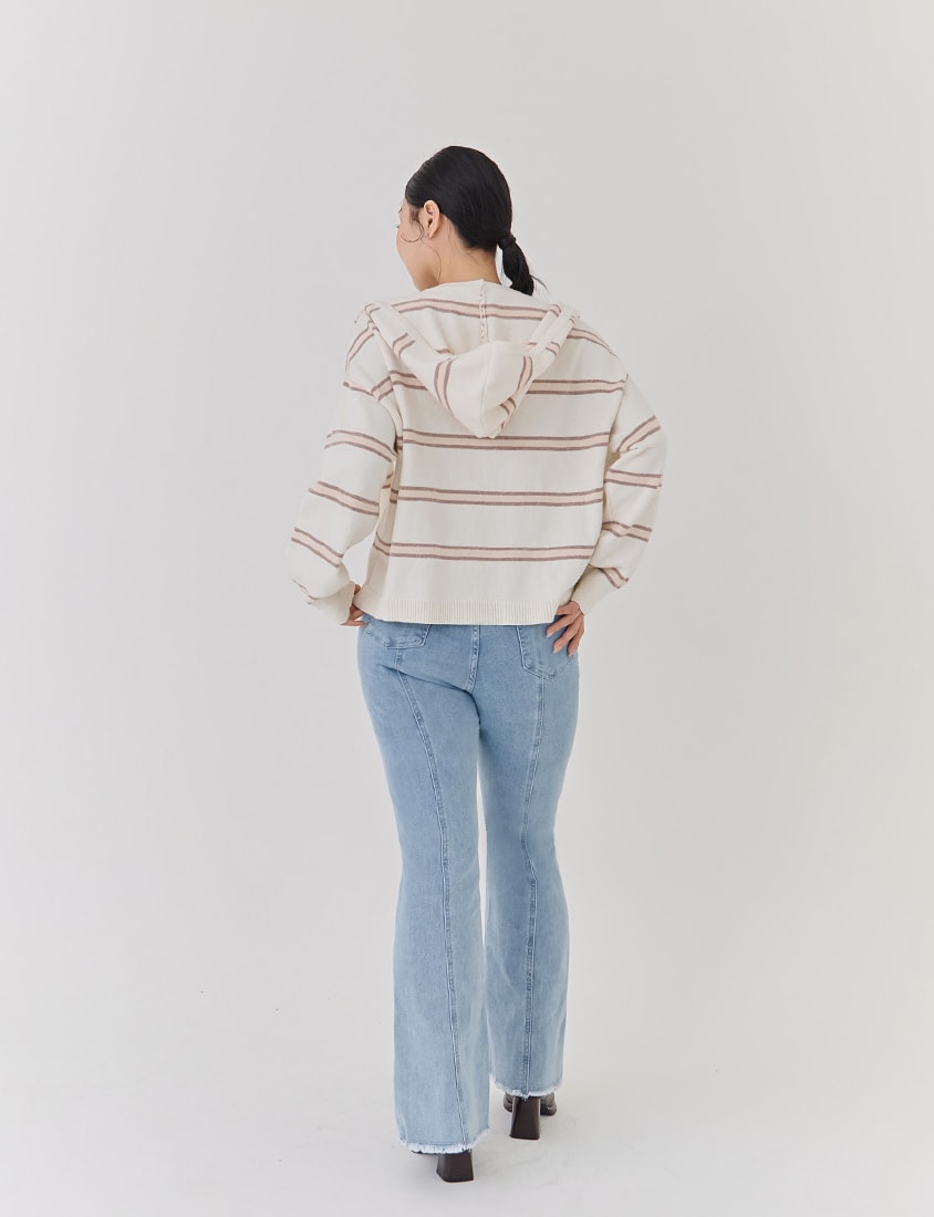 Japanese-Style Colorblock Striped Plus Size Knit Top (With Hooded Shawl)
