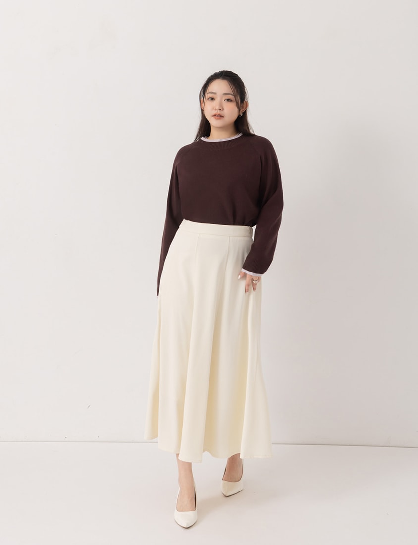 MISS. Versatile Round Neck Side Slit Colorblock Plus Size Knit Top