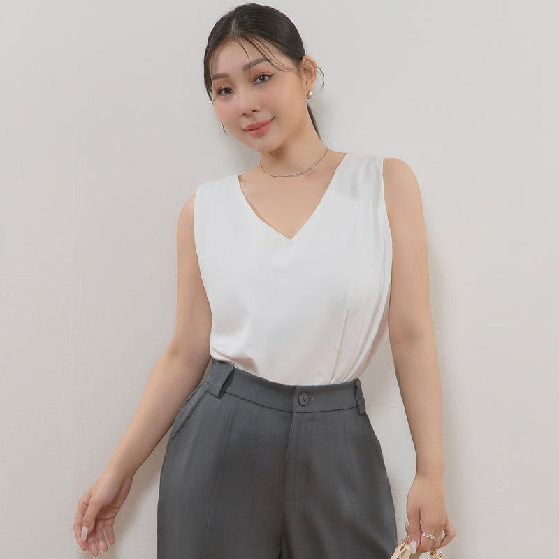 MISS. Minimal V-Neck Chiffon Wide Strap Plus Size Tank Top