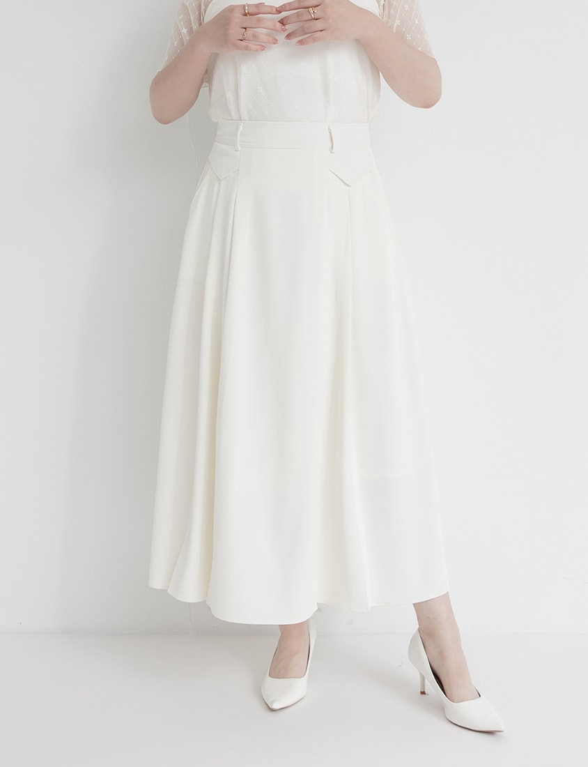 MISS. Slim Fit Tailored Pleated A-Line Plus Size Maxi Skirt