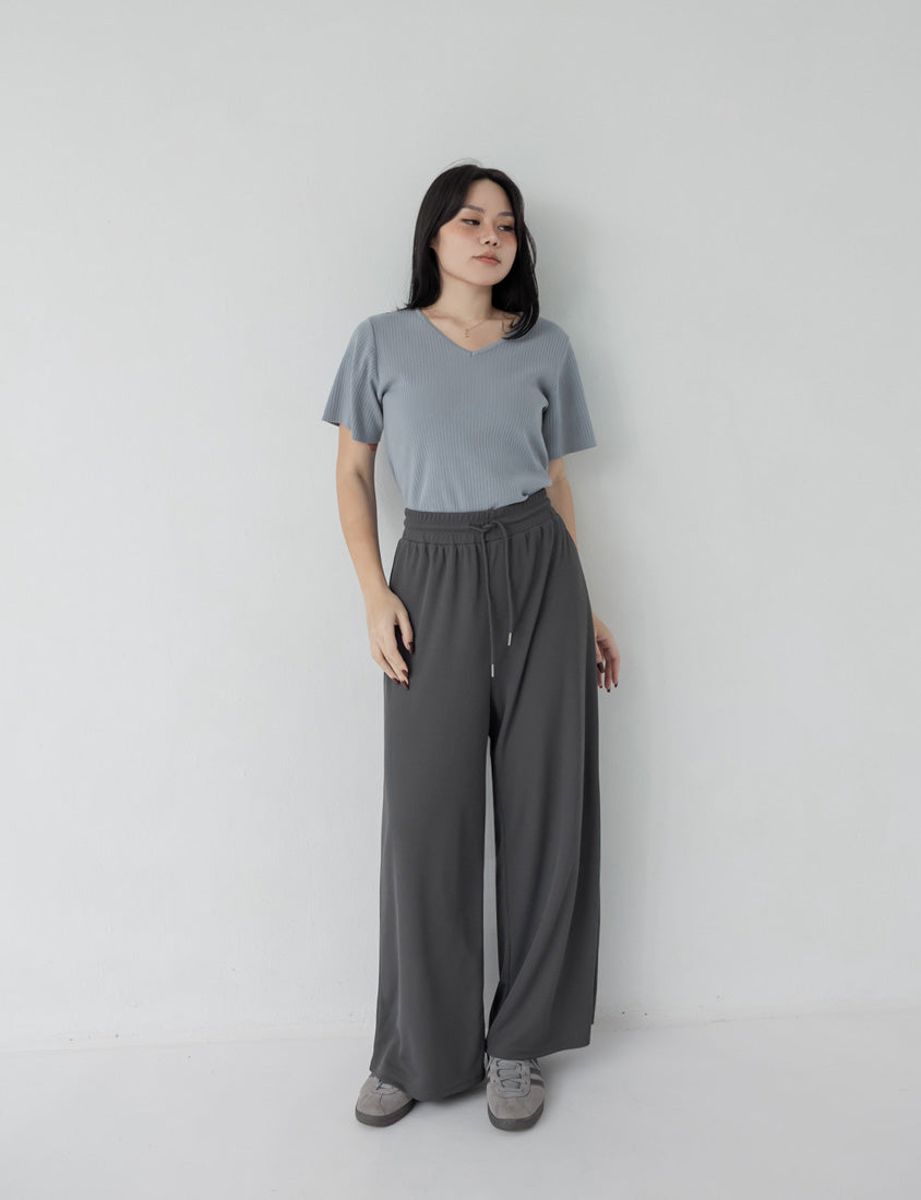 Tence Silky V-Neck Plus Size Ribbed Knit Top