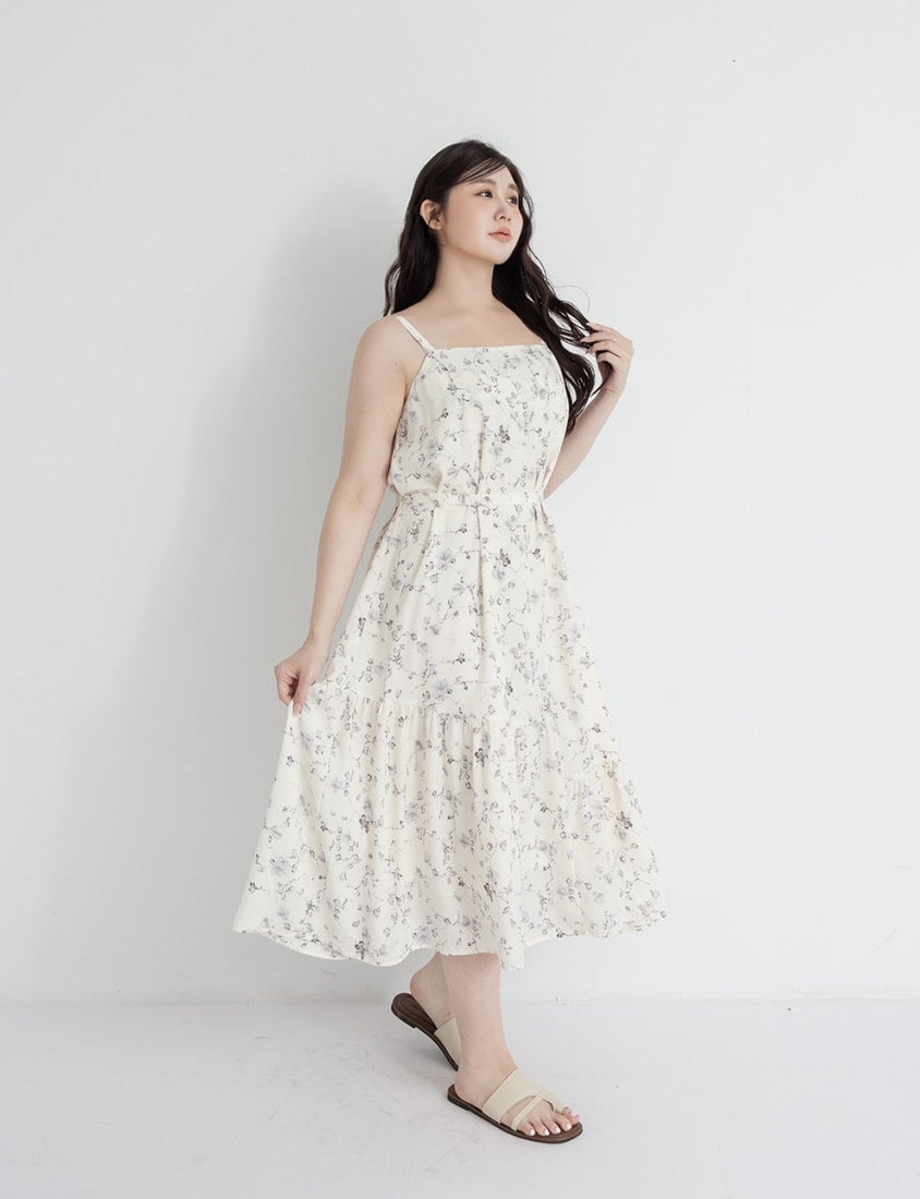 Elegant Floral Cami Strap Plus Size Maxi Dress (With Belt)