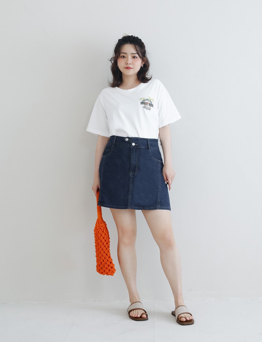Summer Sunset Graphic Crewneck Plus Size Tee