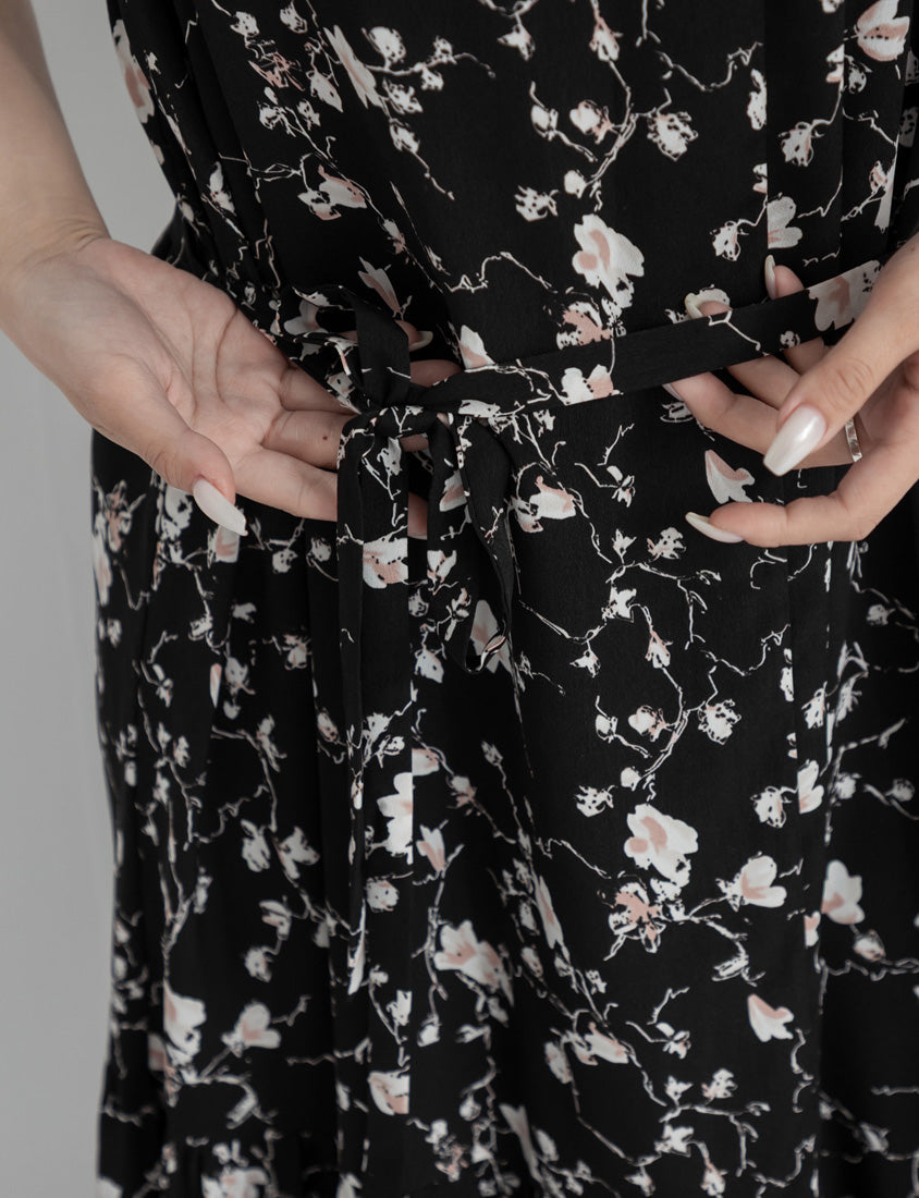 Elegant Floral Cami Strap Plus Size Maxi Dress (With Belt)