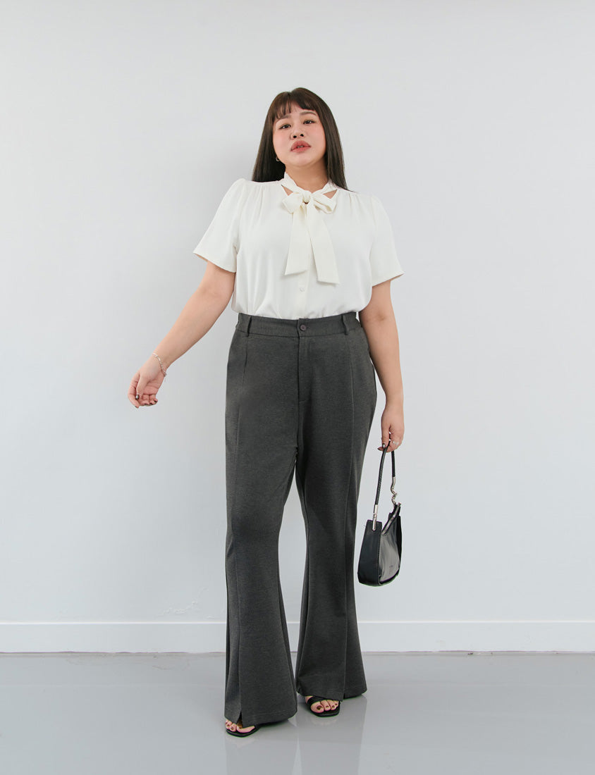 MISS. Apple-Shaped Friendly! Perfect Fit Slit Plus Size Flare Tailored Pants