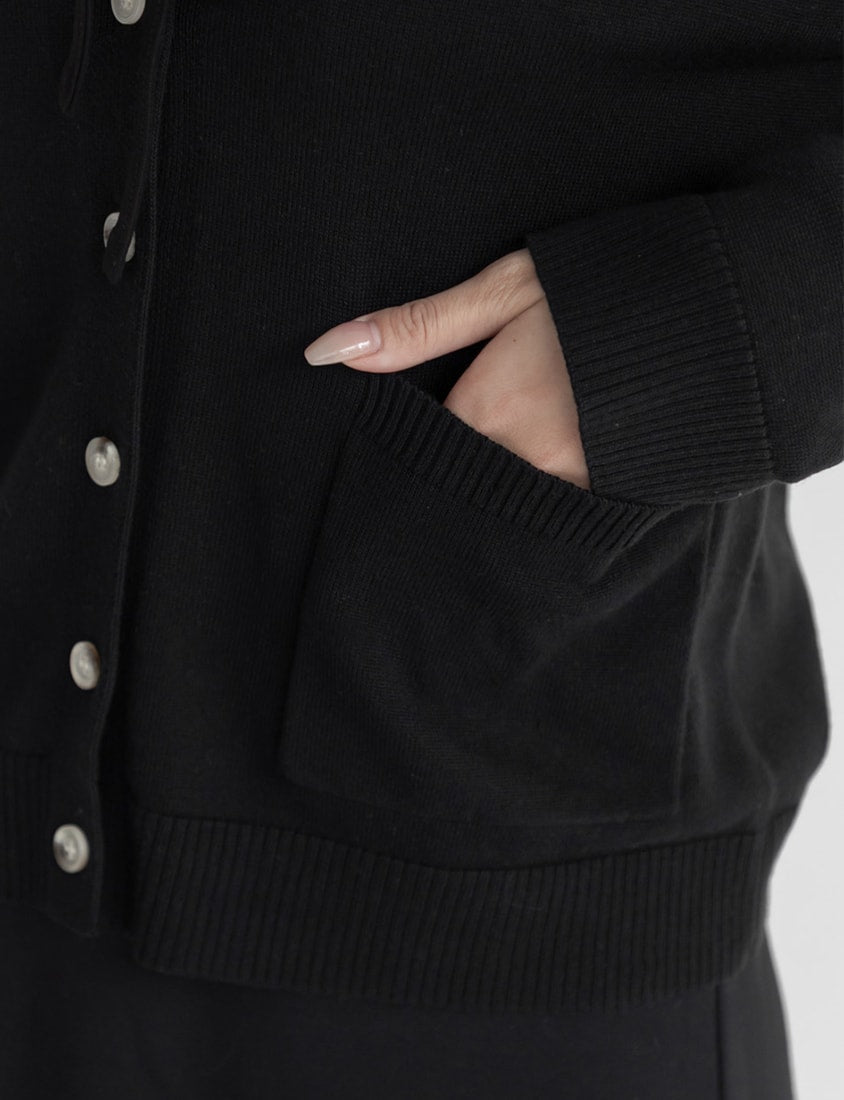 Skin-Friendly Tencel Silky Wool V-Neck Plus Size Knit Cardigan