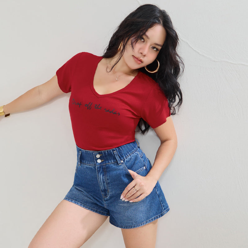 MUA! V-Neck Printed Ribbed Plus Size Top