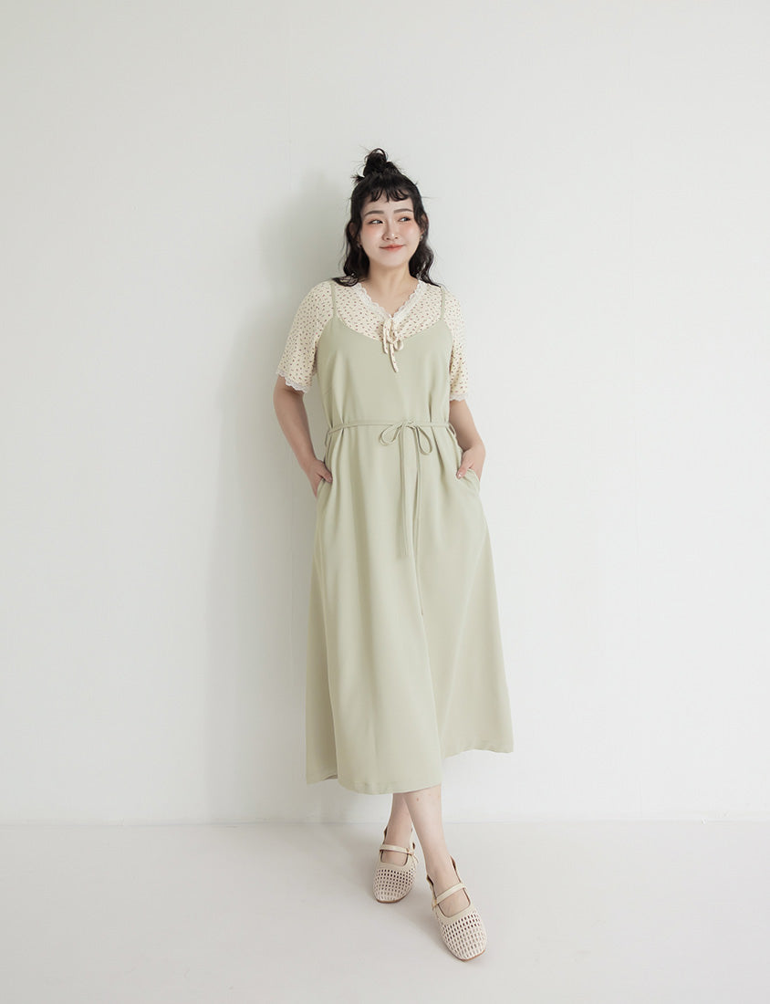 Wrinkle-Resistant A-Line  Plus Size Cami Maxi Dress (With Waist Tie)