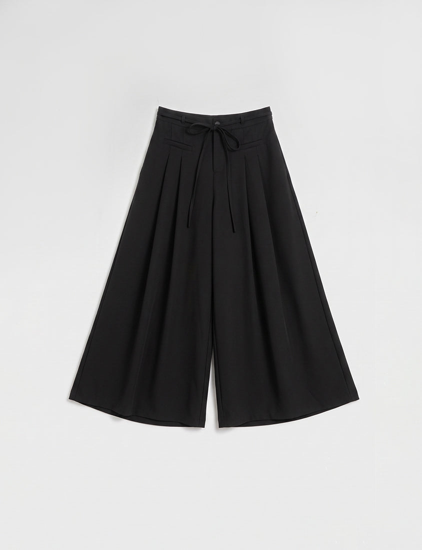 MISS. Pleated Cropped Plus Size Wide Leg Pants (With Waist Tie)