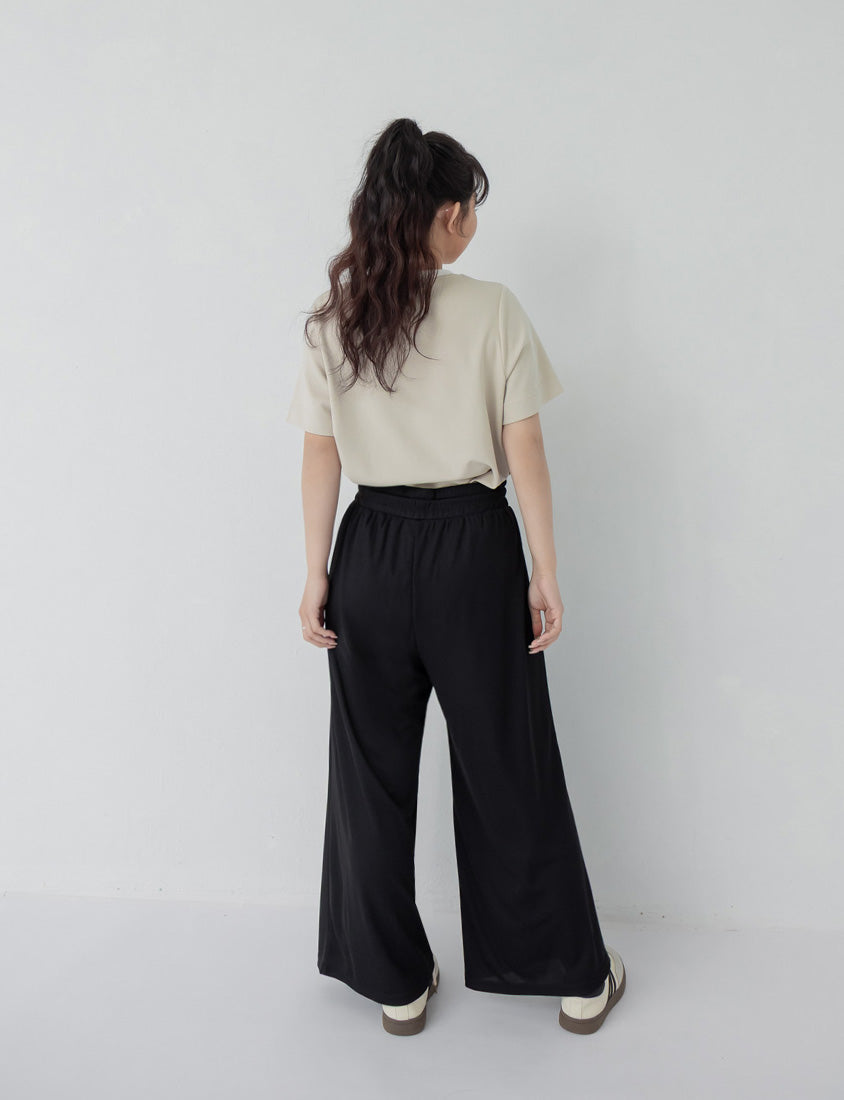 Hip-Contouring Slim Plus Size Wide Leg Pants (Short)