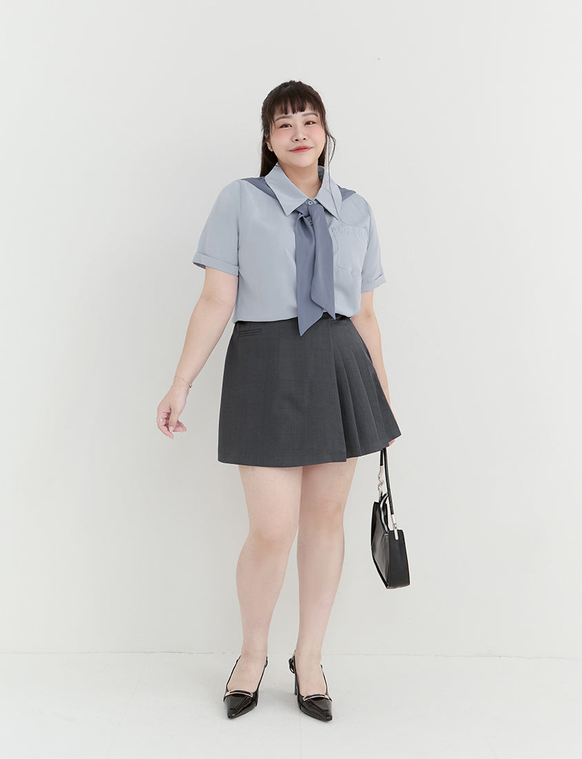 MISS. Slim Fit Asymmetrical Pleated Plus Size Mini Skirt