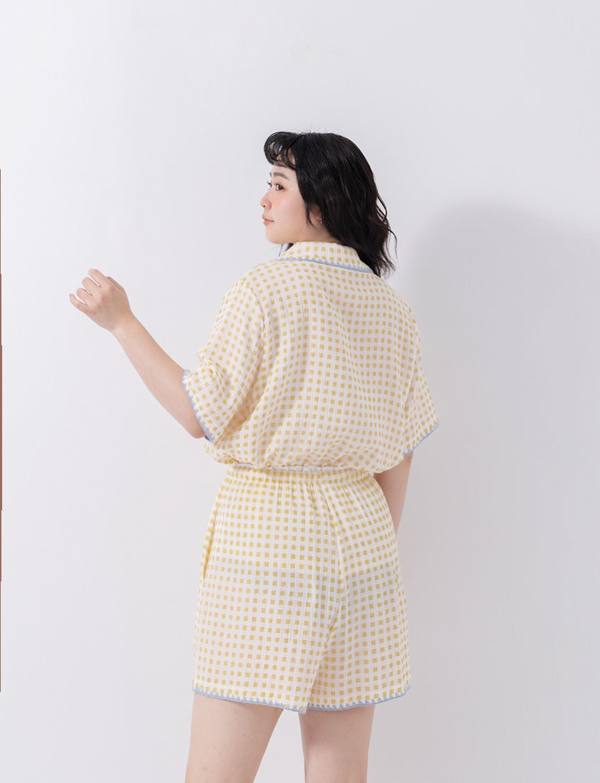 Skin-Friendly Gingham Contrast Ruffle Casual Plus Size Shorts