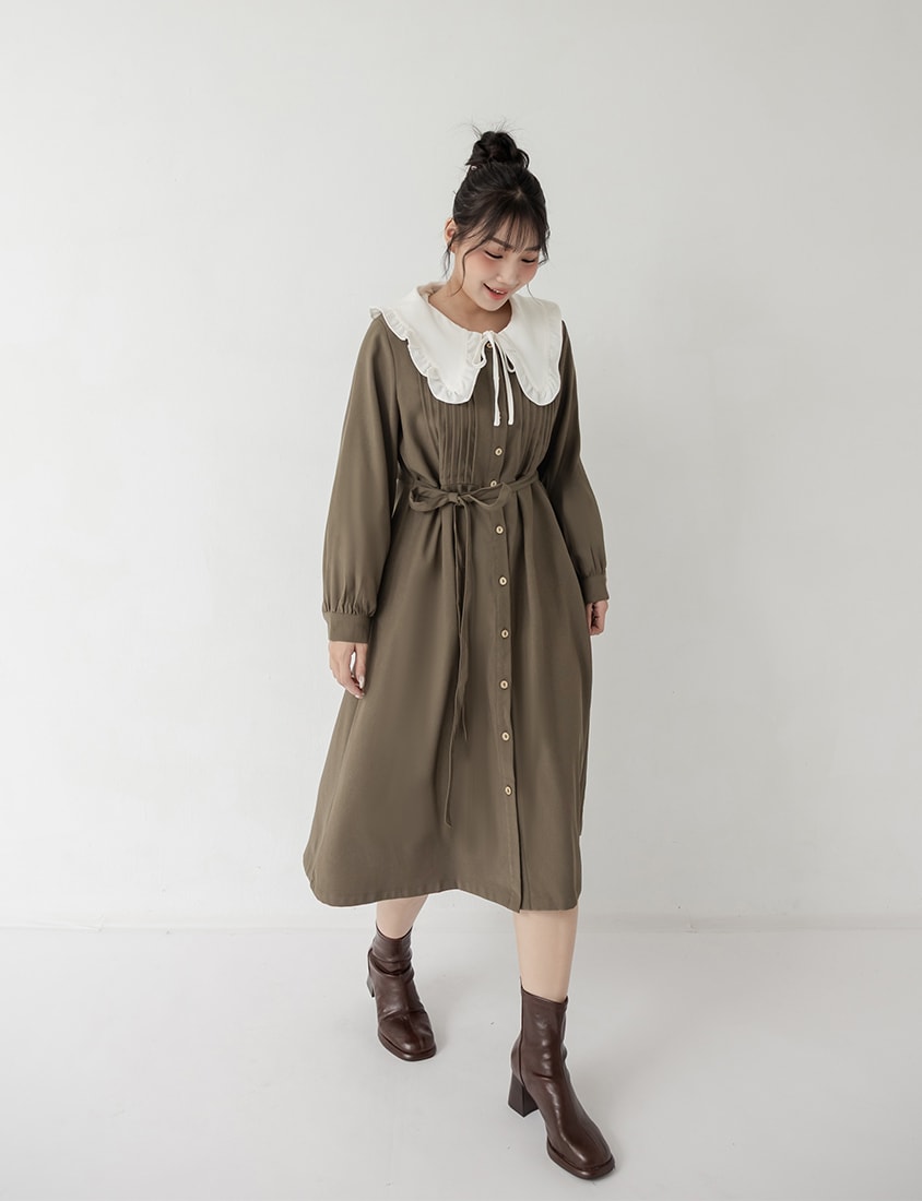 Classic Multi-Color Ruffle Tie Collar Plus Size Shirt