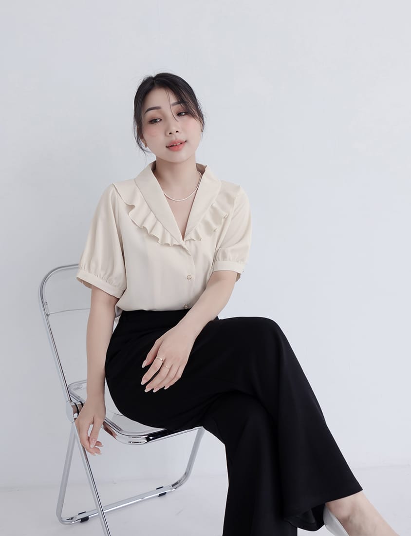 MISS. Korean-Style V-Neck Big Ruffled Puff Sleeve Plus Size Blouse