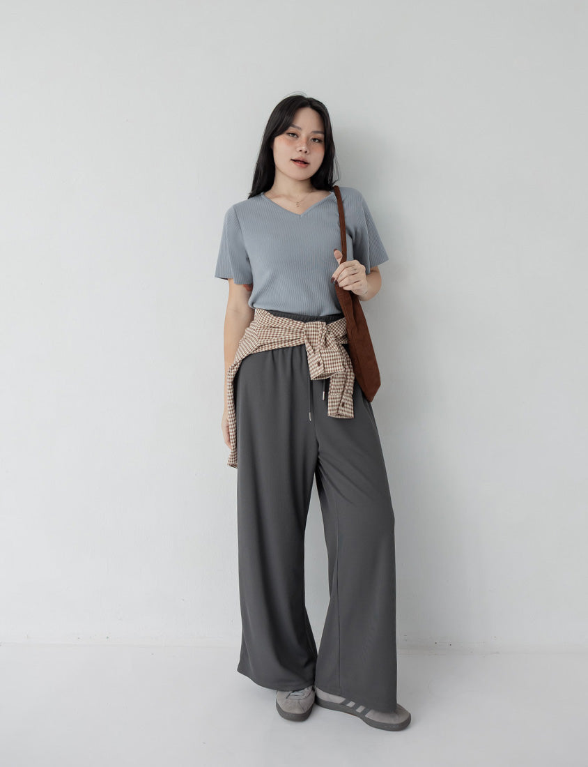 Tence Silky V-Neck Plus Size Ribbed Knit Top