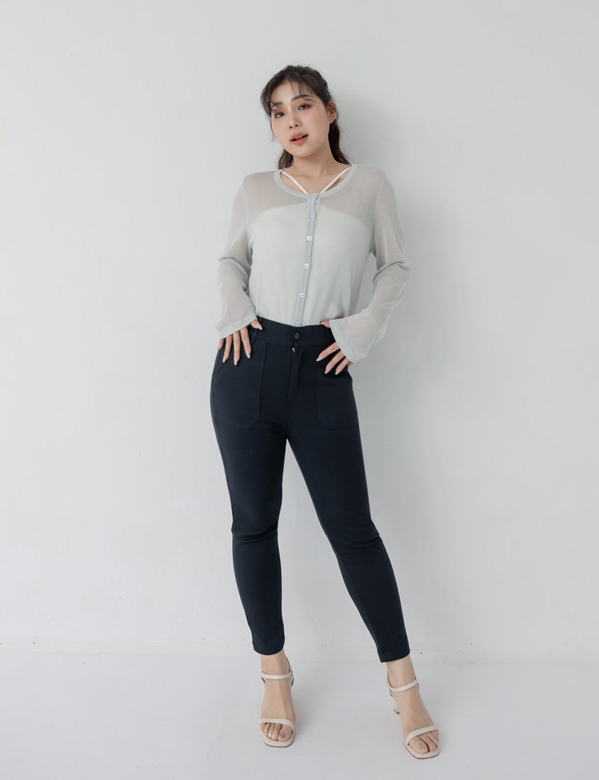 Tummy-Flattering Plus Size Slimming Pants  2.0 (Short)