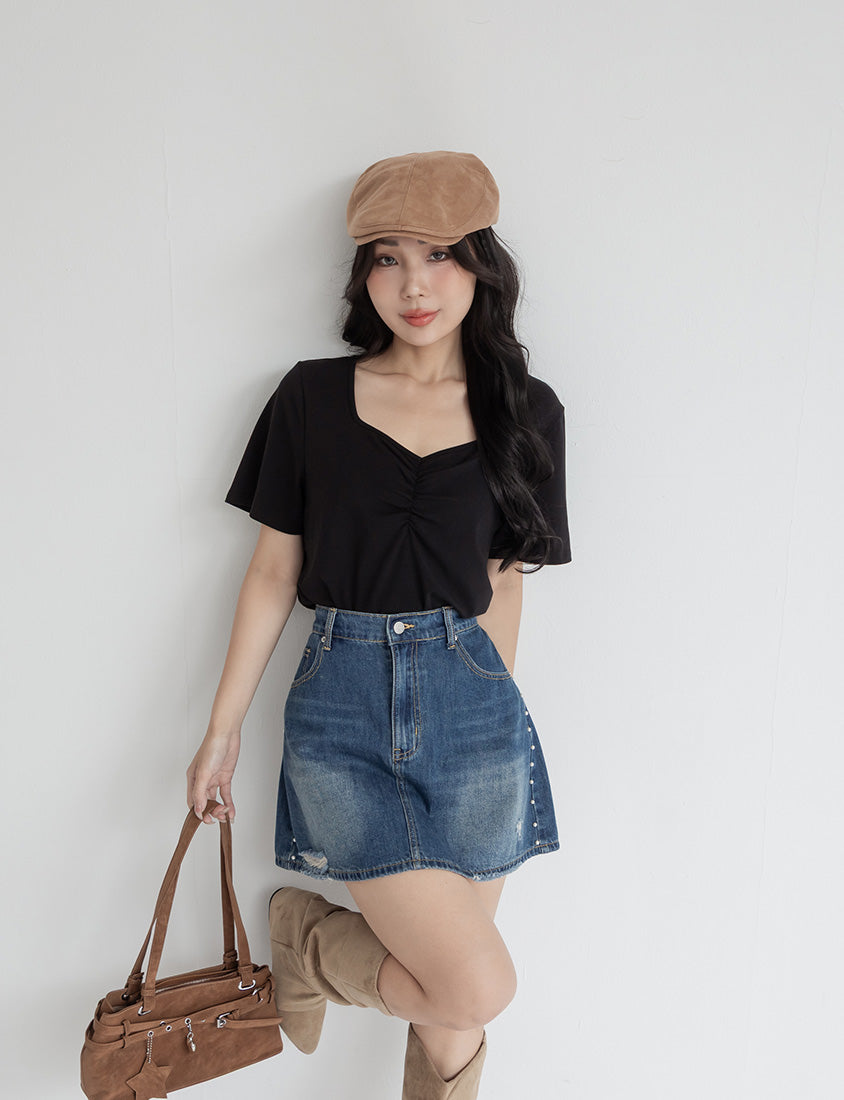 MUA! Sweet & Sexy Sweetheart Neck Cropped Plus Size Tee