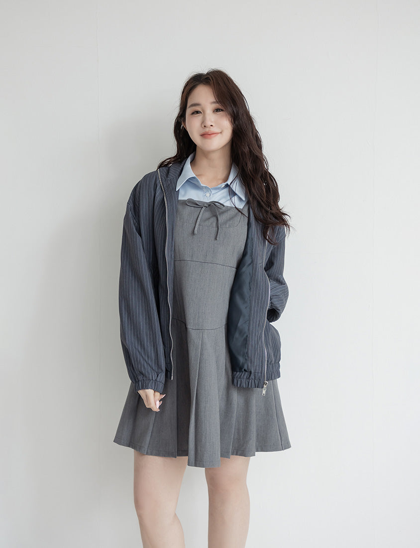 Square Neck Tie-Front Pleated Pinafore Plus Size Mini Dress