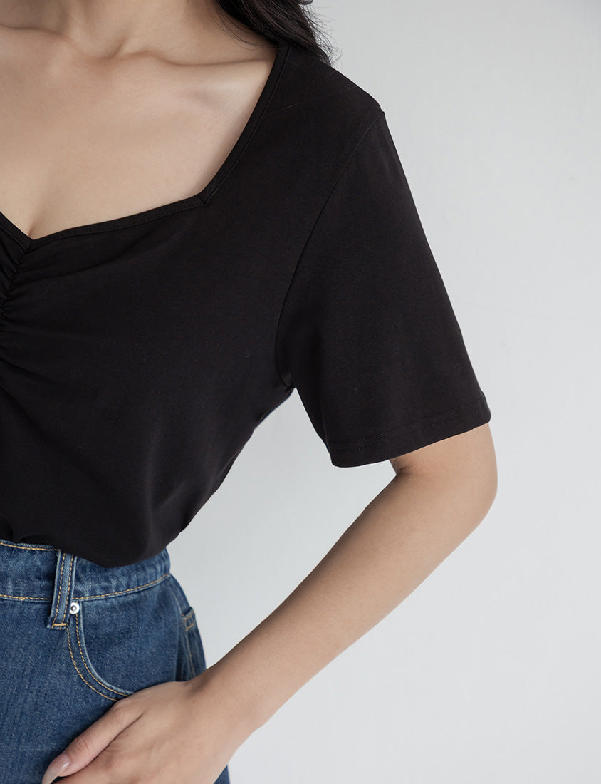 MUA! Sweet & Sexy Sweetheart Neck Cropped Plus Size Tee