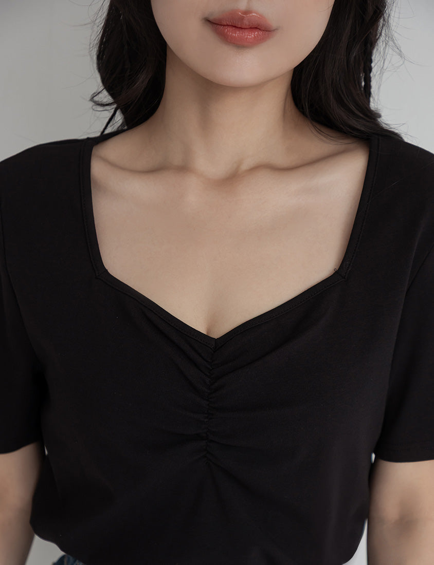 MUA! Sweet & Sexy Sweetheart Neck Cropped Plus Size Tee