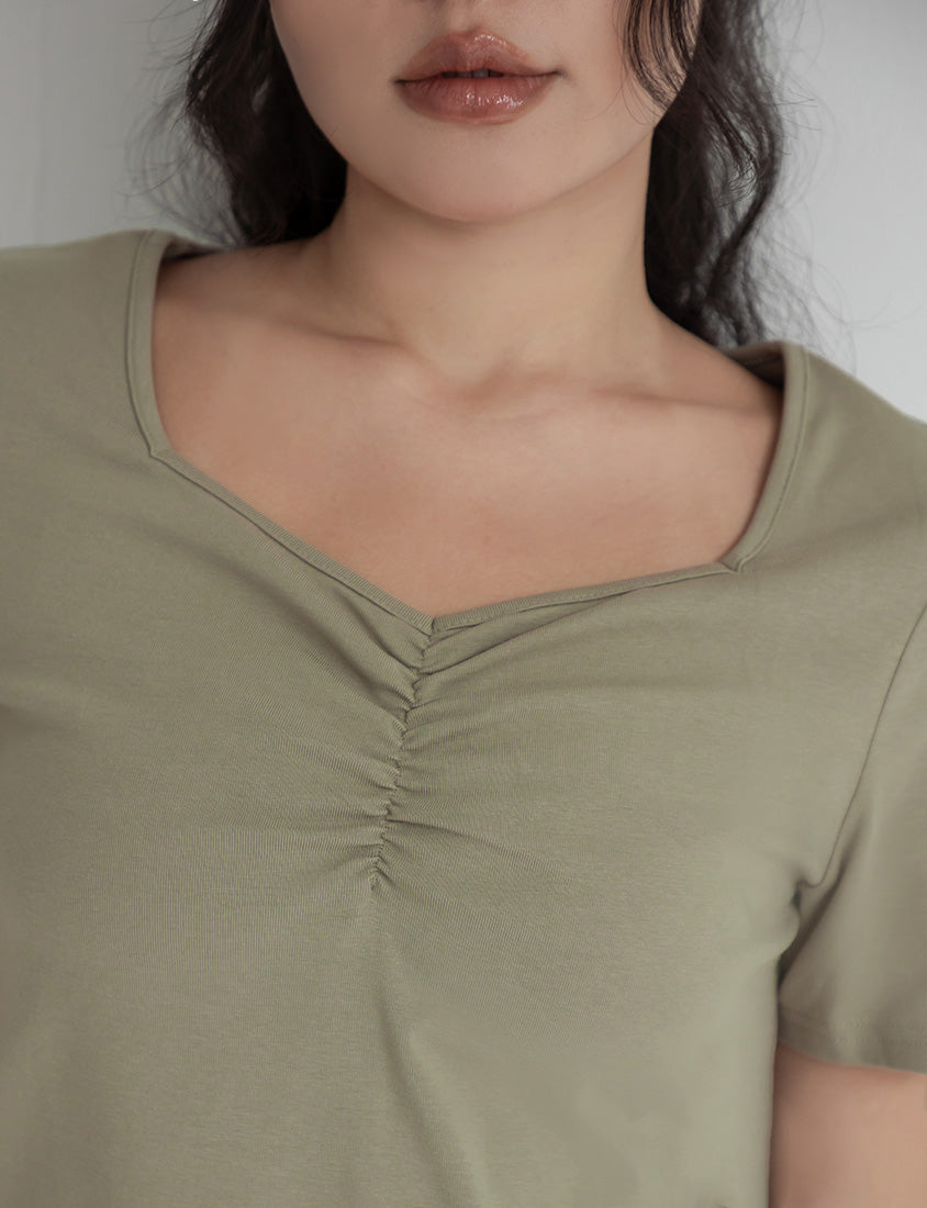 MUA! Sweet & Sexy Sweetheart Neck Cropped Plus Size Tee