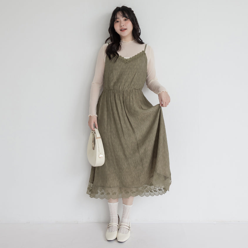 Sweet Lace Textured Plus Size Maxi Dress
