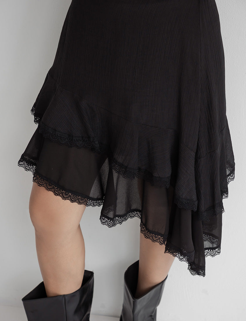 MUA! Layered Asymmetrical Lace Textured Plus Size Mini Skirt