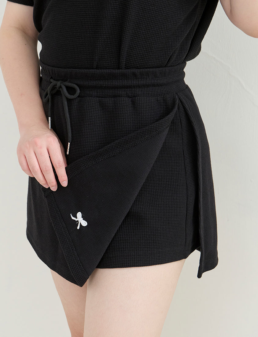 Waffle Knit Butterfly Embroidered Plus Size Skort