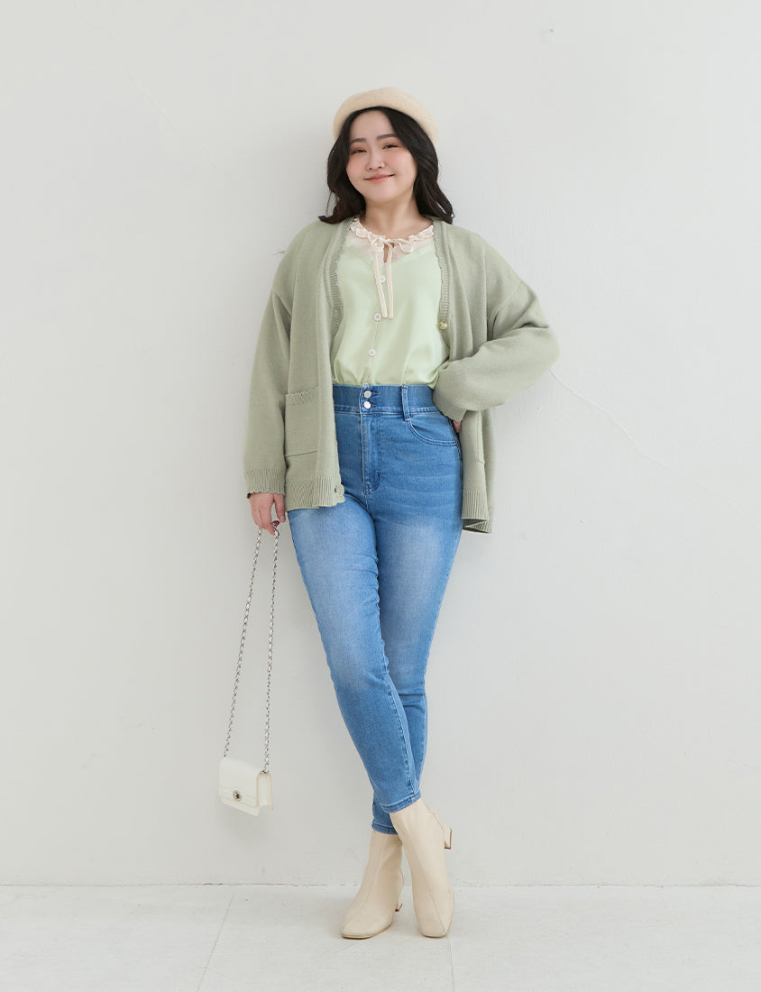 Cute Lettuce Trim V-Neck Knit Plus Size Cardigan
