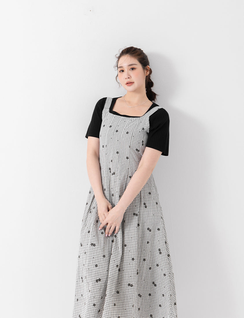 Floral Check Pleated Flare Plus Size Maxi Dress